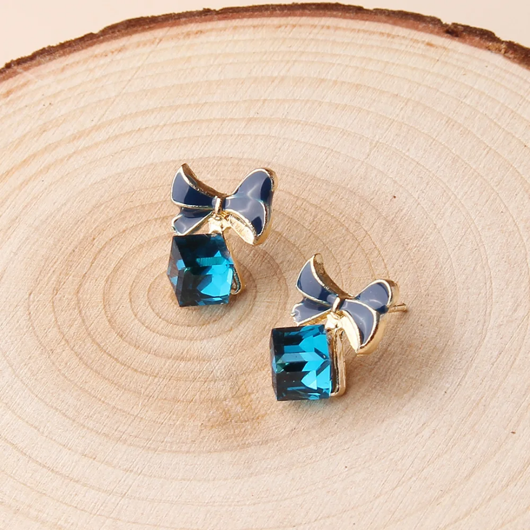 Sapphire Bow Studs