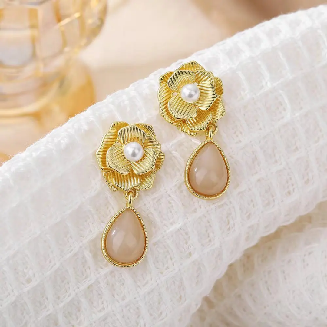 Sunlit Pearl Earrings