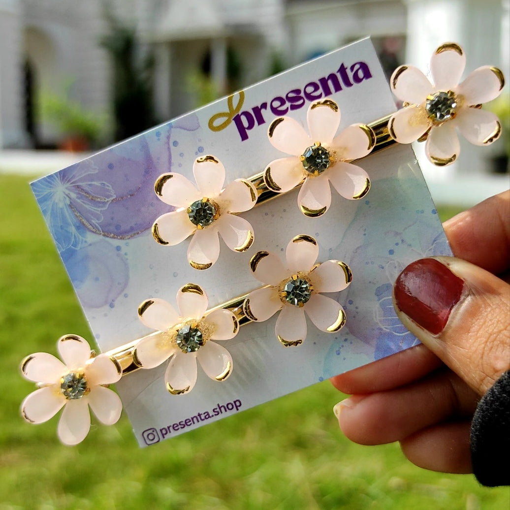 Petal Charm Hair Clip