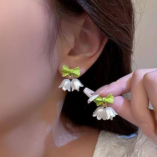 Bow & Bloom Earrings